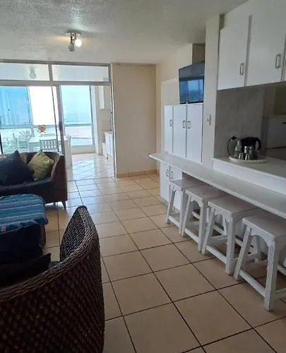 Margate Boulevard Beachfront Apartment